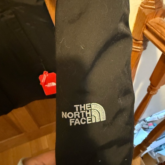 The North Face Women’s Arctic Parka - Picture 4 of 6